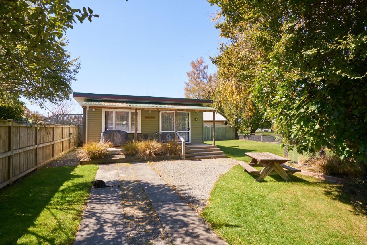 Accommodation Fiordland The Bach - One Bedroom Cottage At 226B Milford Road Te Anau Zewnętrze zdjęcie
