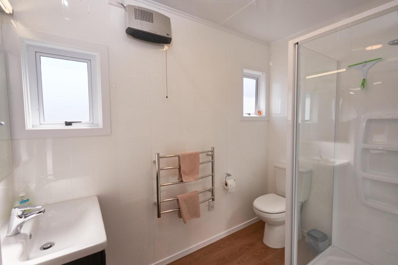 Accommodation Fiordland The Bach - One Bedroom Cottage At 226B Milford Road Te Anau Zewnętrze zdjęcie